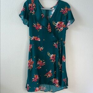 Floral Teal Faux Wrap Dress size medium GUC